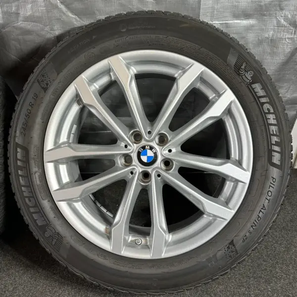 BMW X3 G01 X4 G02 245/50 R19 V-Speiche 691 Winterreifen – Bild 2