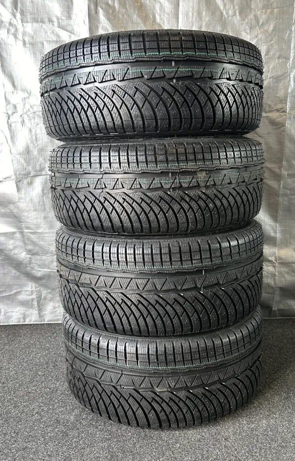 ORIGINAL BMW M2 F87 18 ZOLL STYLING 640 M Winterreifen – Bild 8