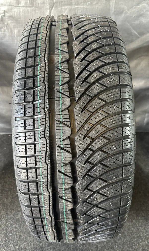 ORIGINAL BMW M2 F87 18 ZOLL STYLING 640 M Winterreifen – Bild 6