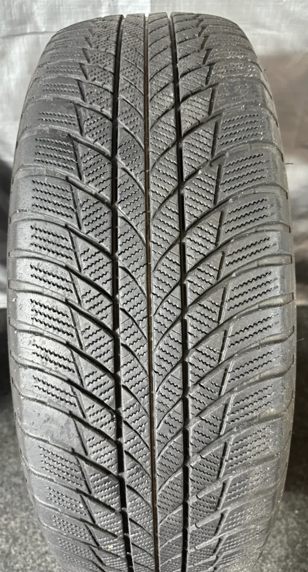 BMW X3 G01 X4 G02 225/60 R18 Styling 688 Winterreifen – Bild 7