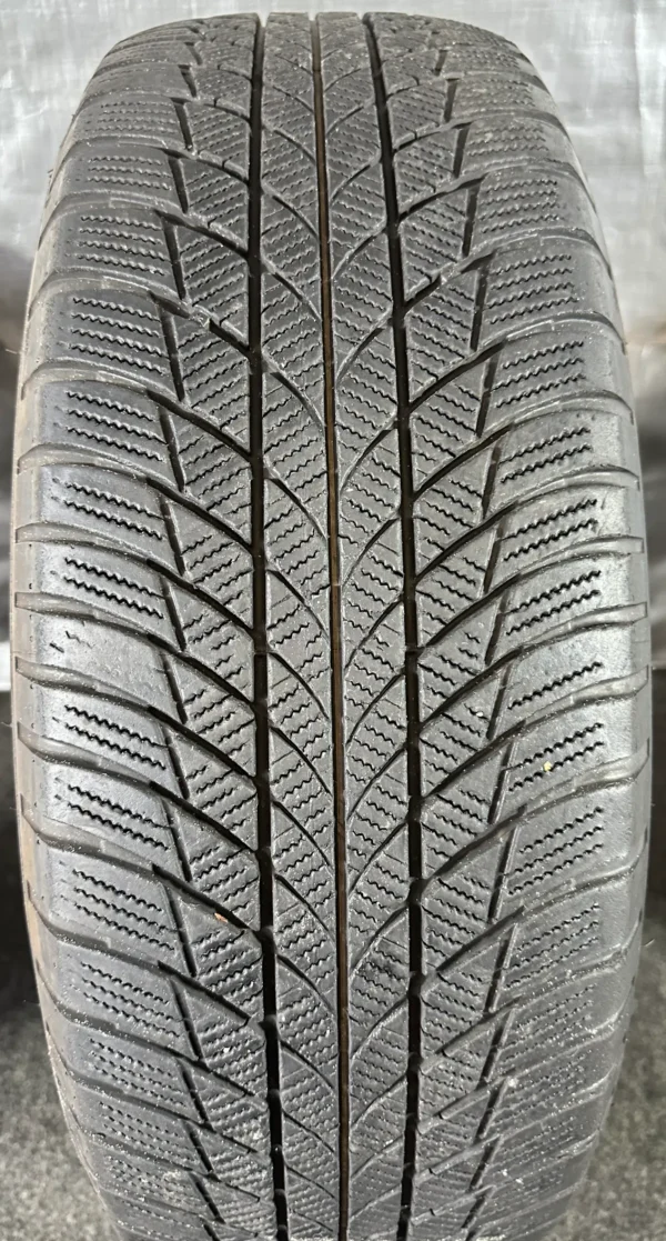BMW X3 G01 X4 G02 225/60 R18 Styling 688 Winterreifen – Bild 6