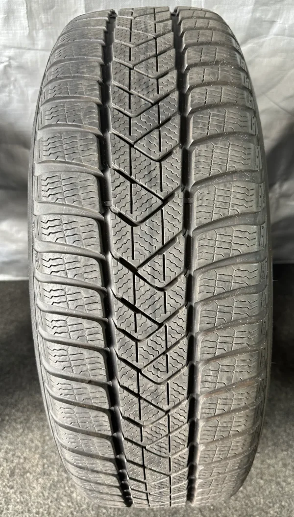 BMW X3 G01 X4 G02 225/60 R18 Styling 688 Winterreifen – Bild 9